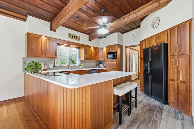 10 Circle Dr, Wilbraham, MA 01095