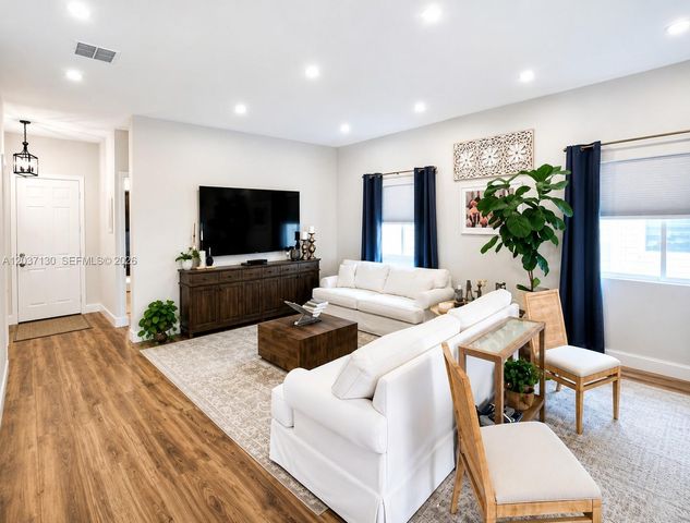 14015 SW 32nd St, Miramar, FL 33027