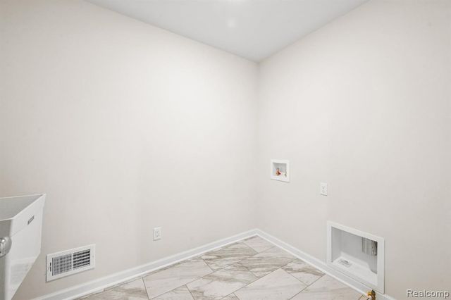 34430 Sandpiper Court, Chesterfield, MI 48047