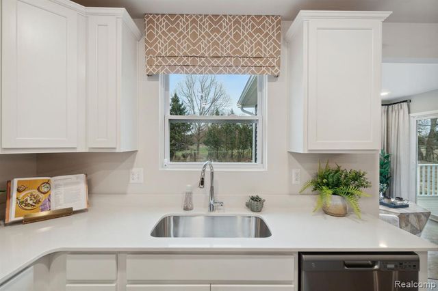 34430 Sandpiper Court, Chesterfield, MI 48047