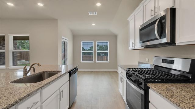 1932 Marlin Spike DR, Leander, TX 78641