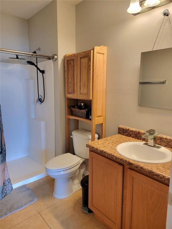 Image 18 of property listing at 1170 BERKLEY RIDGE LANE, Auburndale, FL 33823