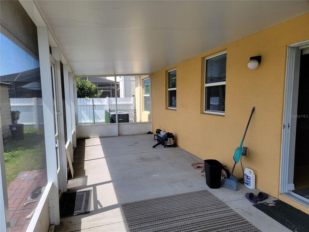 Image 24 of property listing at 1170 BERKLEY RIDGE LANE, Auburndale, FL 33823