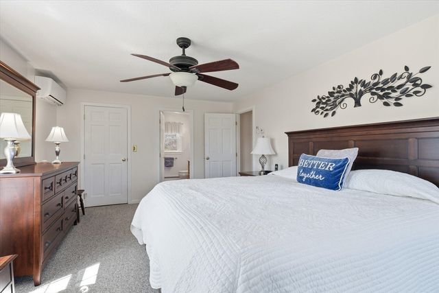 44 Wilshire Circle, Dracut, MA 01826