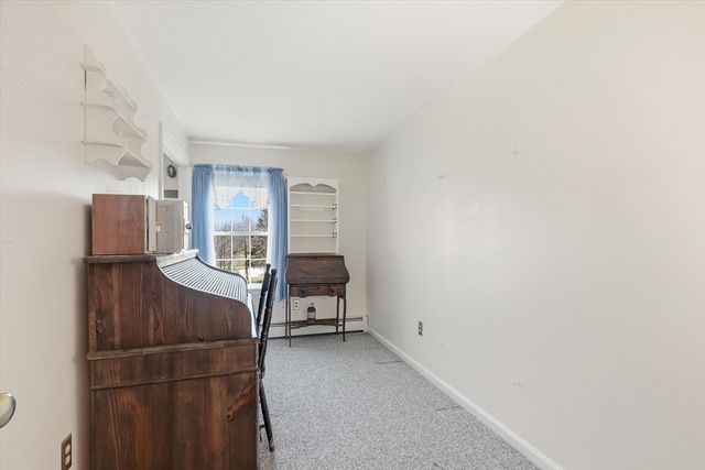 44 Wilshire Circle, Dracut, MA 01826