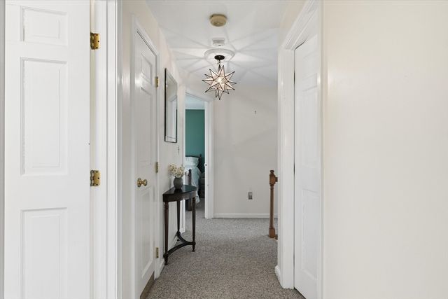 44 Wilshire Circle, Dracut, MA 01826