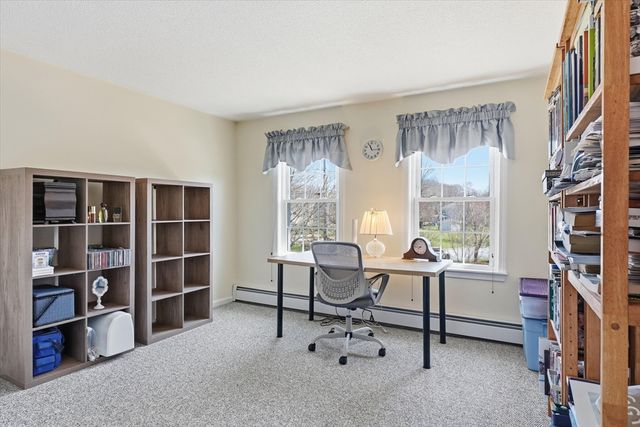 44 Wilshire Circle, Dracut, MA 01826