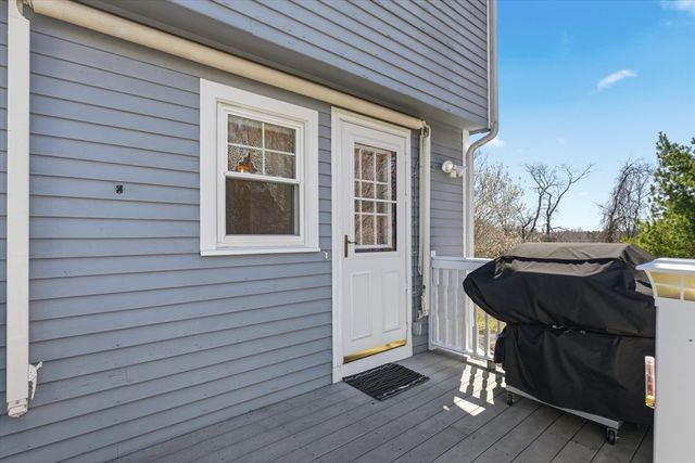 44 Wilshire Circle, Dracut, MA 01826