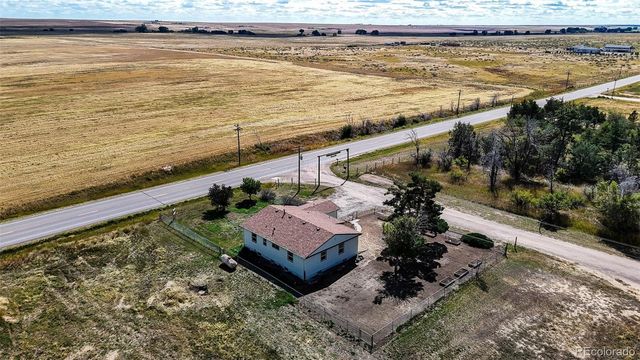 8255 Strasburg Road, Strasburg, CO 80136