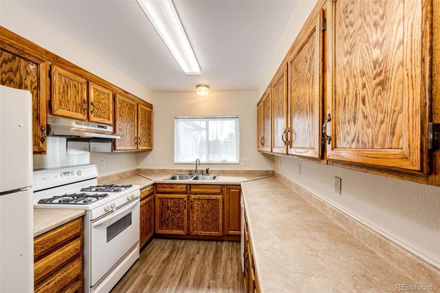 8255 Strasburg Road, Strasburg, CO 80136