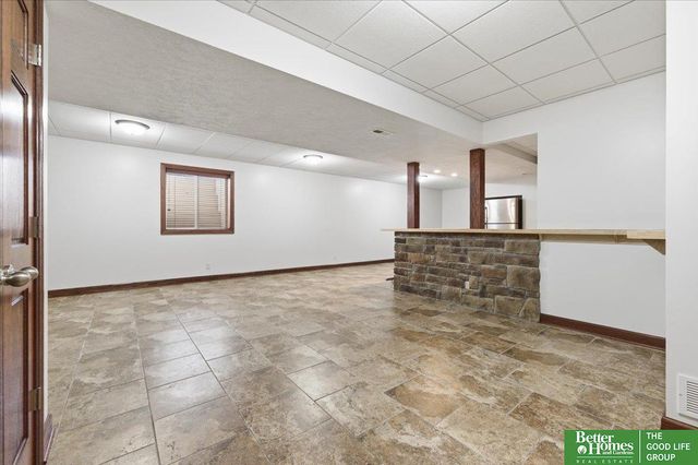 3921 S 192nd Avenue, Omaha, NE 68130