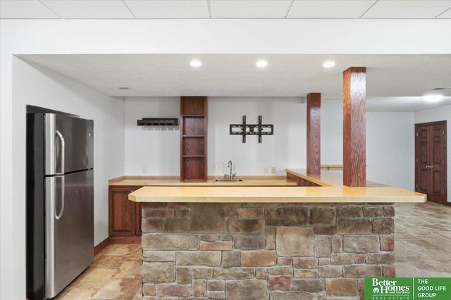 3921 S 192nd Avenue, Omaha, NE 68130