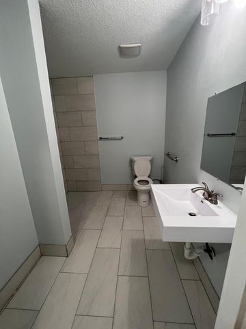 910 Oliver Avenue N unit 5, Minneapolis, MN 55411