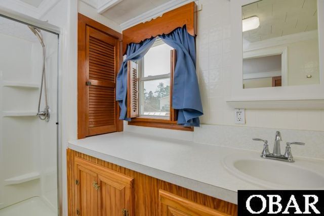 5689 Old Ferry Dock Road, Manns Harbor, NC 27953