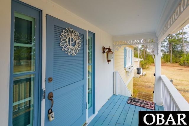 5689 Old Ferry Dock Road, Manns Harbor, NC 27953