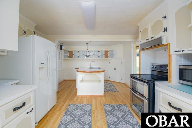 5689 Old Ferry Dock Road, Manns Harbor, NC 27953