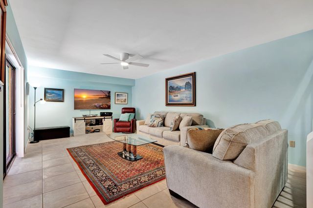 3016 30th Court, Jupiter, FL 33477