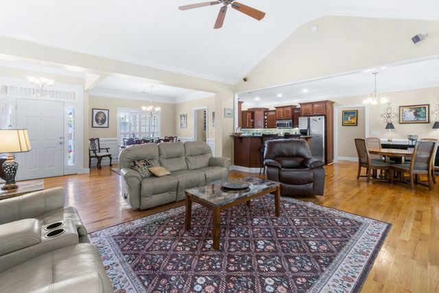 1475 Courtland Drive, Hixson, TN 37343