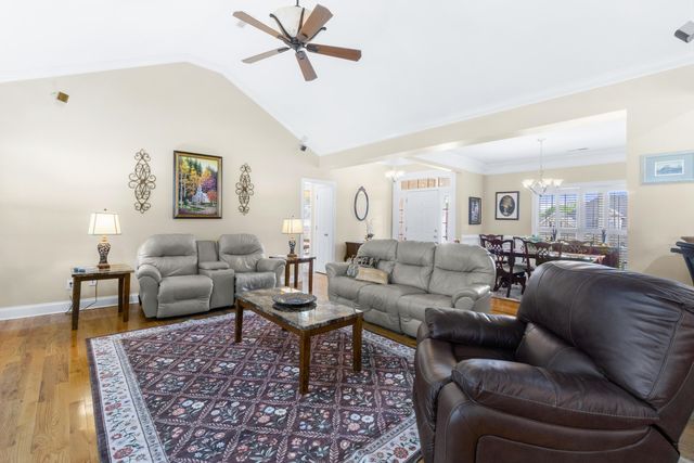 1475 Courtland Drive, Hixson, TN 37343