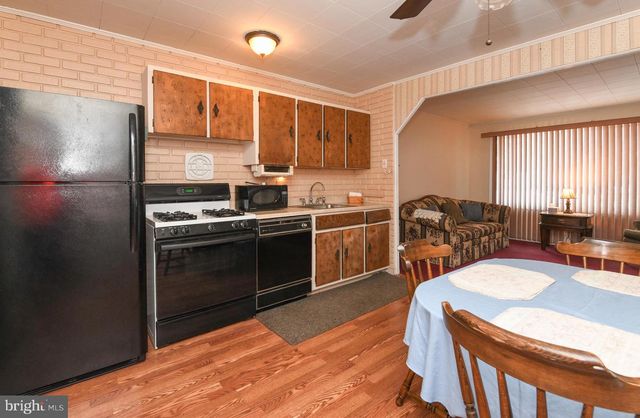 592 COLLEGE BLVD, Wenonah, NJ 08090