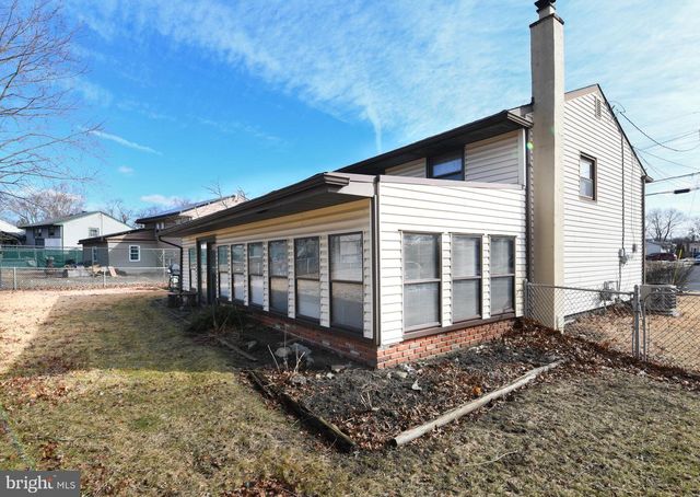 592 COLLEGE BLVD, Wenonah, NJ 08090