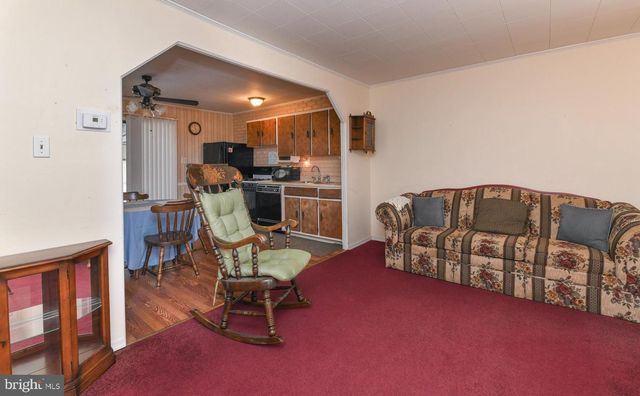 592 COLLEGE BLVD, Wenonah, NJ 08090