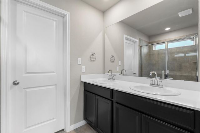 213 Wild Spur LN, Liberty Hill, TX 78642