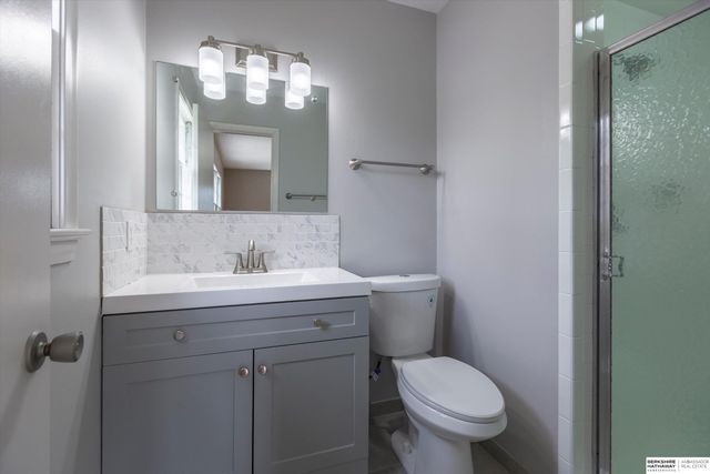 8023 Raven Oaks Drive, Omaha, NE 68152