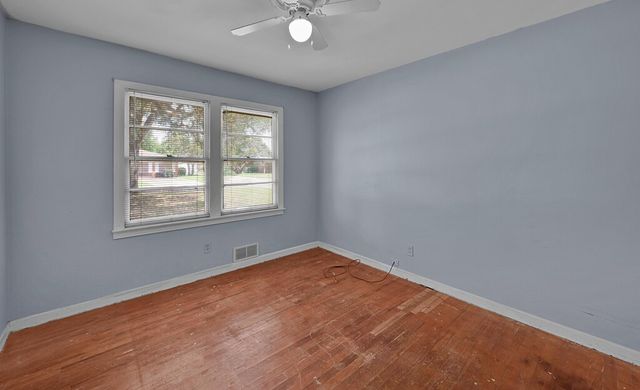 9108 Red Oak Drive, Woodway, TX 76712