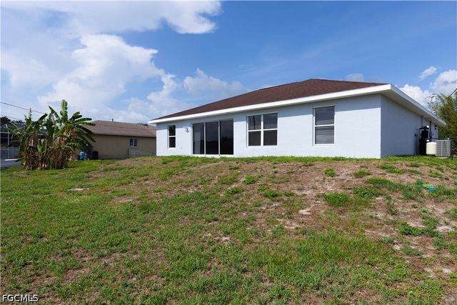 821 Casino AVE, Lehigh Acres, FL 33971