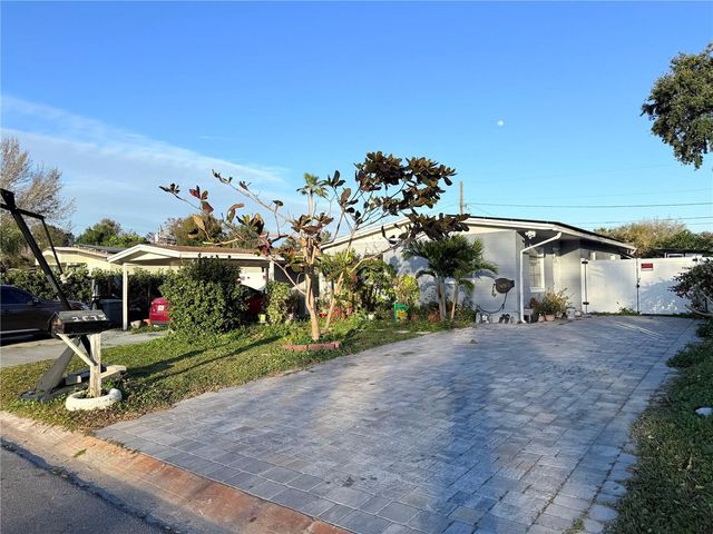 2615 N BEAUMONT AVENUE, Kissimmee, FL 34741