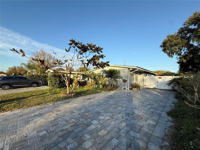 2615 N BEAUMONT AVENUE, Kissimmee, FL 34741