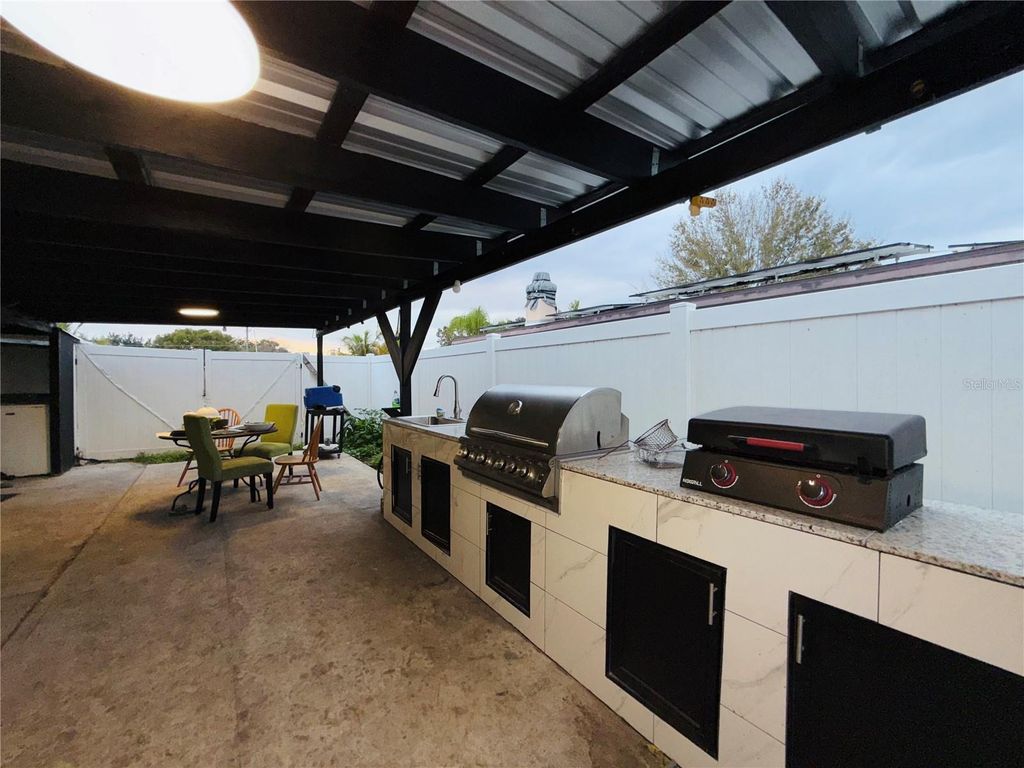 Image 38 of property listing at 2615 N BEAUMONT AVENUE, Kissimmee, FL 34741
