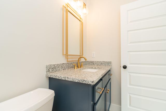 614 E Main Street 207, Chattanooga, TN 37408