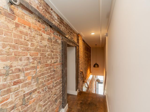 614 E Main Street 207, Chattanooga, TN 37408