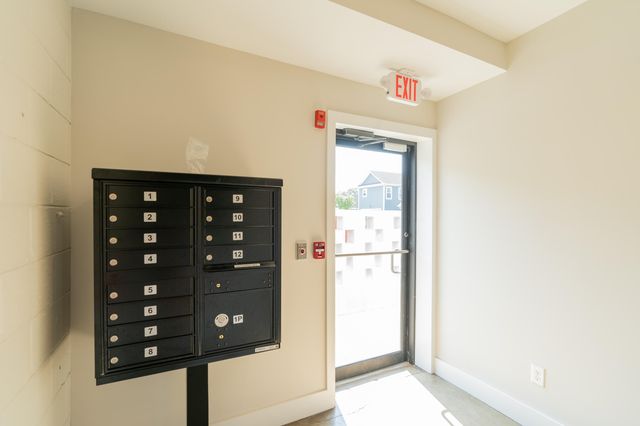 614 E Main Street 207, Chattanooga, TN 37408