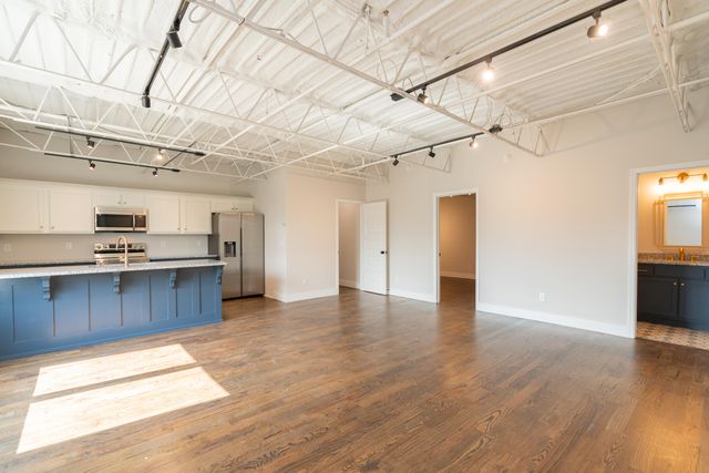 614 E Main Street 207, Chattanooga, TN 37408