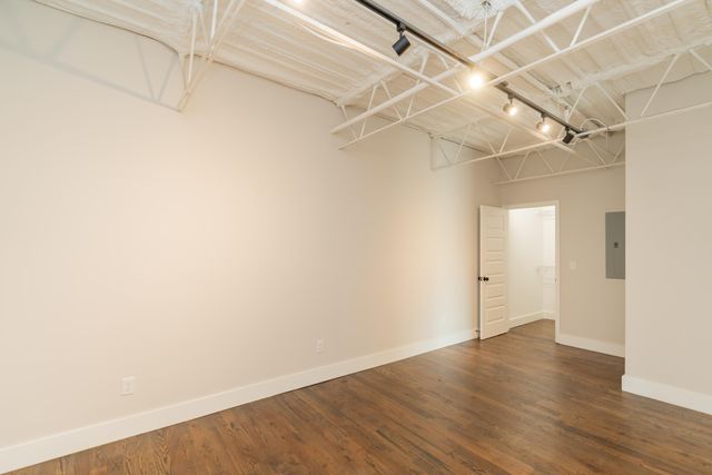 614 E Main Street 207, Chattanooga, TN 37408