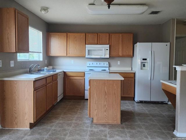 3826 Miho, San Antonio, TX 78223