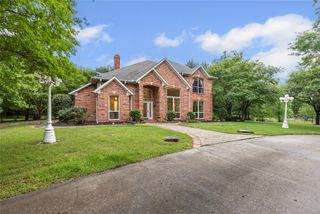 111 Oak Lane, Commerce, TX 75428