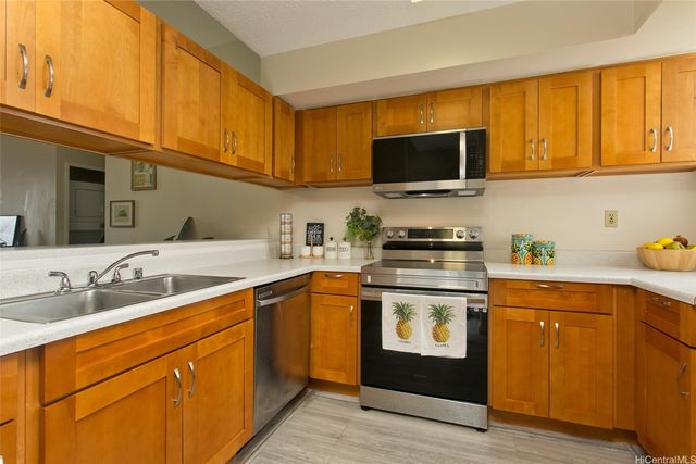 990 Ala Nanala Street PHA, Honolulu, HI 96818