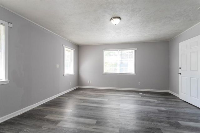805 Pamela Drive, Griffin, GA 30224