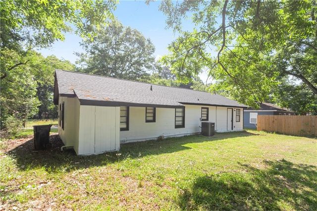 805 Pamela Drive, Griffin, GA 30224