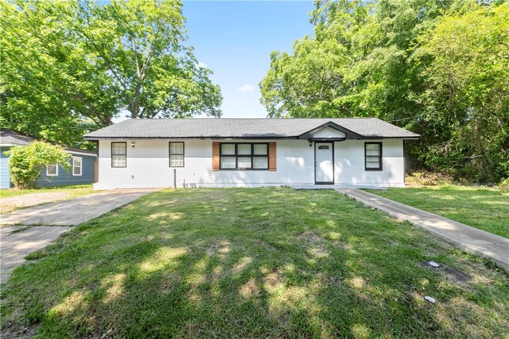 805 Pamela Drive, Griffin, GA 30224