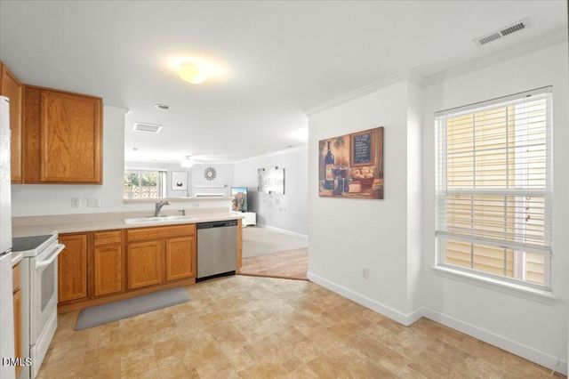 2621 Hamlet Green Drive, Raleigh, NC 27614