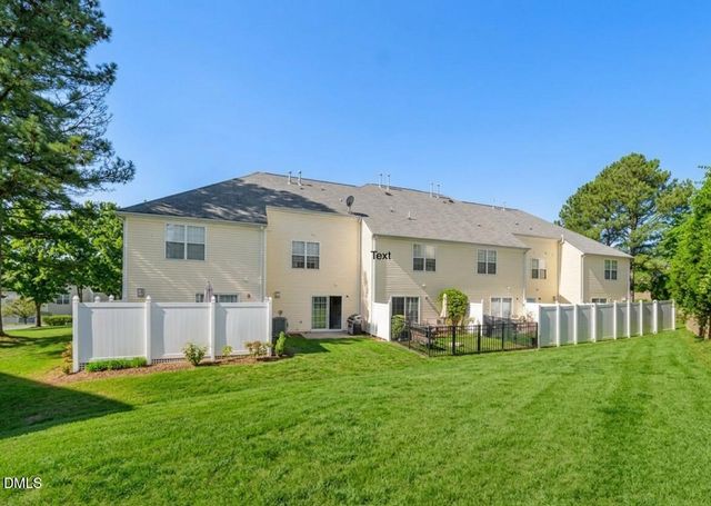 2621 Hamlet Green Drive, Raleigh, NC 27614