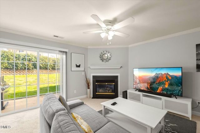 2621 Hamlet Green Drive, Raleigh, NC 27614