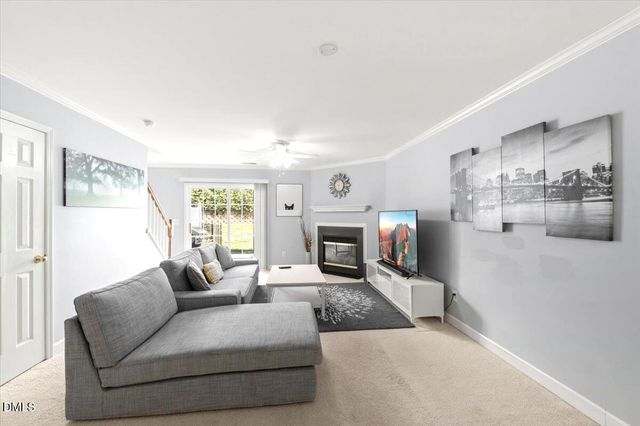 2621 Hamlet Green Drive, Raleigh, NC 27614