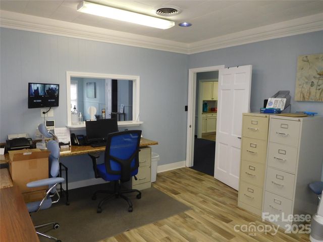 412 S Sutherland Avenue, Monroe, NC 28112