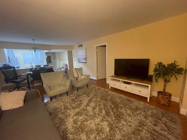 2828 Casita Way 1020, Delray Beach, FL 33445